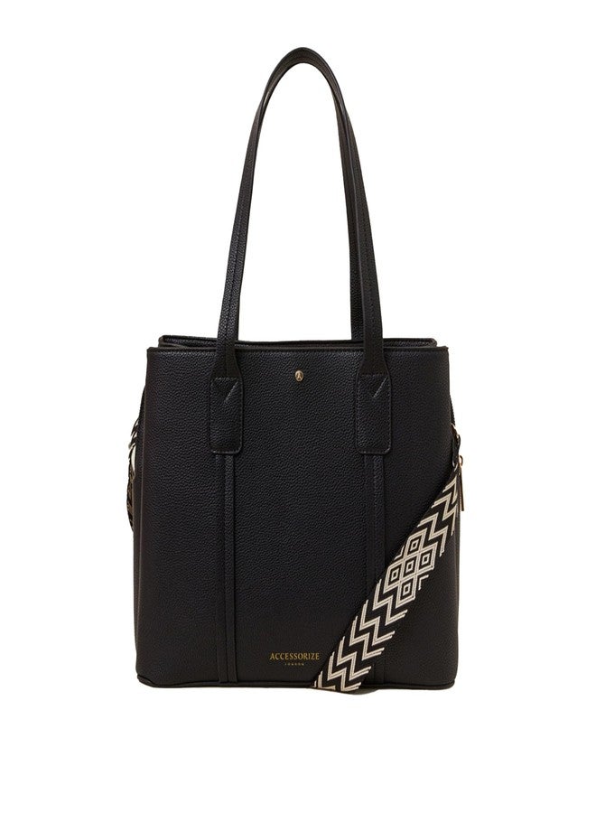 أكسيسورايز حقيبة يد نسائية سوداء بحزام من نسيج شبكي من أكسسورايز لندن - Image 1